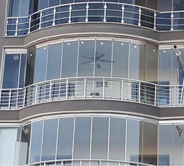 Katlan�r Cam Balkon